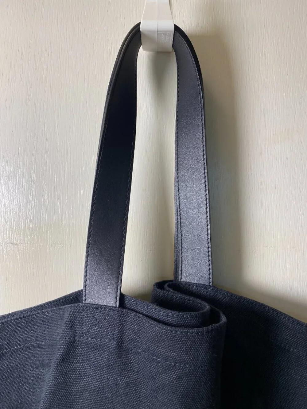 Vince Kendall Conrad Tote Bag Black Canvas Leather Handles NWT